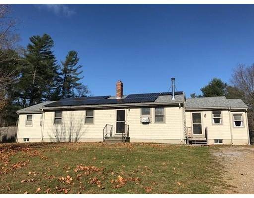 9 High Plains St, Freetown, MA 02702