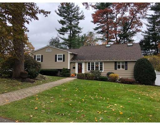 5 Doncaster Road, Lynnfield, MA 01940