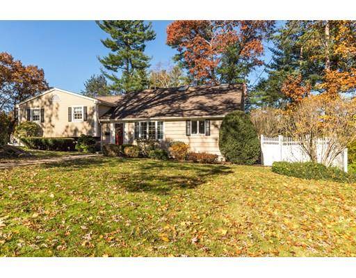 Lynnfield, MA 01940,5 Doncaster Road