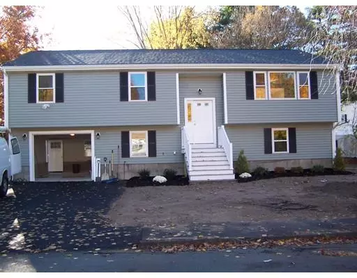 Randolph, MA 02368,12 Canavan Dr