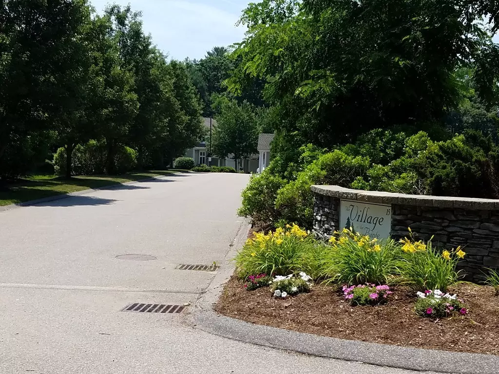 Mansfield, MA 02048,15 Reservoir St #22