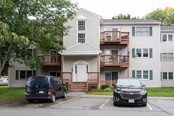 369 Aiken St. #20, Lowell, MA 01850