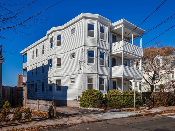 153 Sherman St, Cambridge, MA 02140