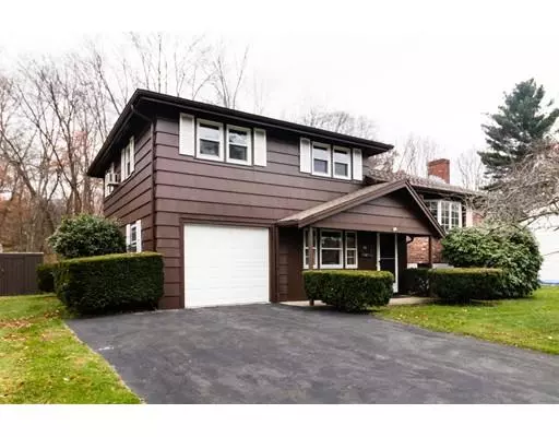 62 Garden Pkwy, Norwood, MA 02062