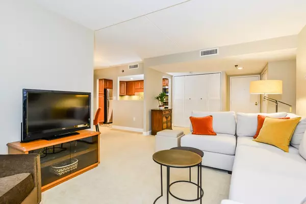 Weymouth, MA 02191,61 Broad Reach #M18B