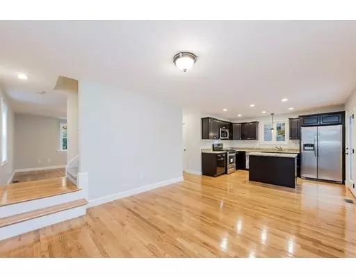 Lynn, MA 01902,52 Collins Street