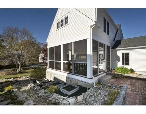 Cohasset, MA 02025,37 Stockbridge St