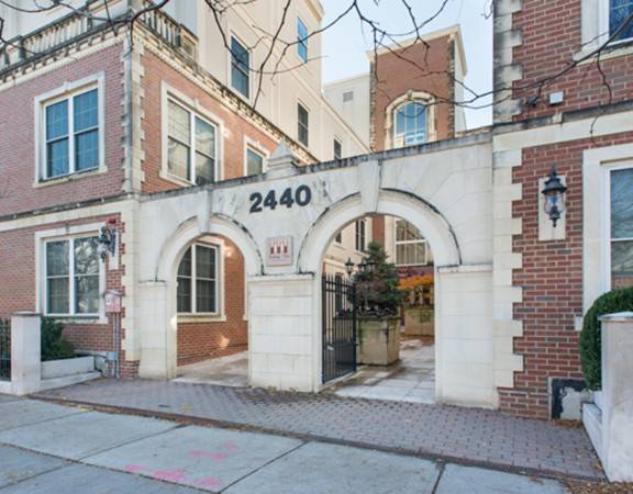 2440 Massachusetts Ave #21, Cambridge, MA 02140