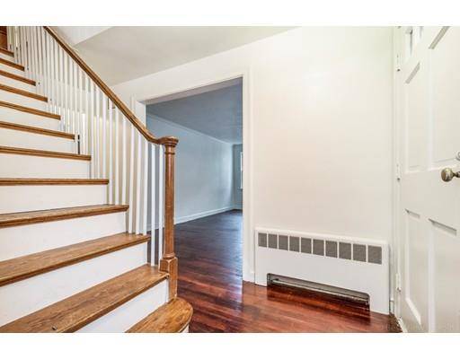 Wayland, MA 01778,16 Marshall Terrace