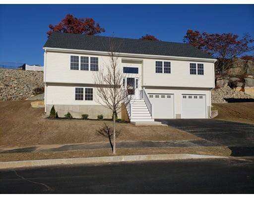 16 Vieira Drive, Peabody, MA 01960