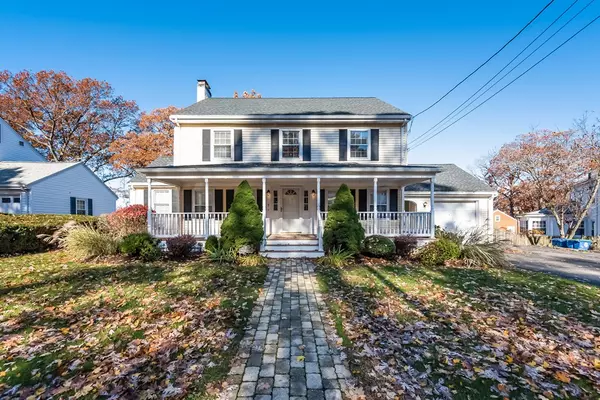 7 Parkside Cir, Braintree, MA 02184