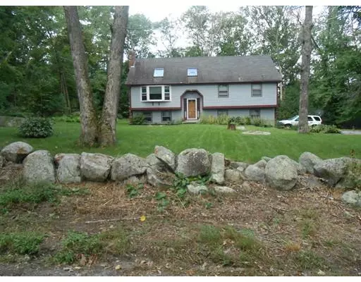 168 Oak Street, Uxbridge, MA 01569