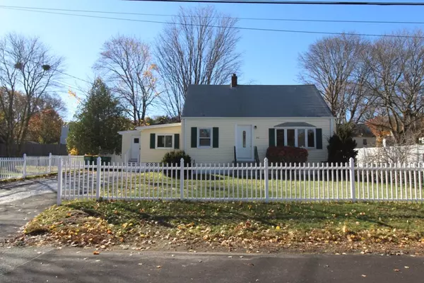 216 Codman Rd, Norwood, MA 02062