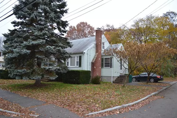 54 E Cross St, Norwood, MA 02062