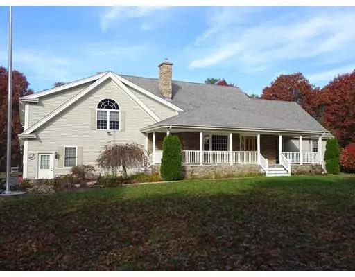 Berkley, MA 02779,1 Carma Ln