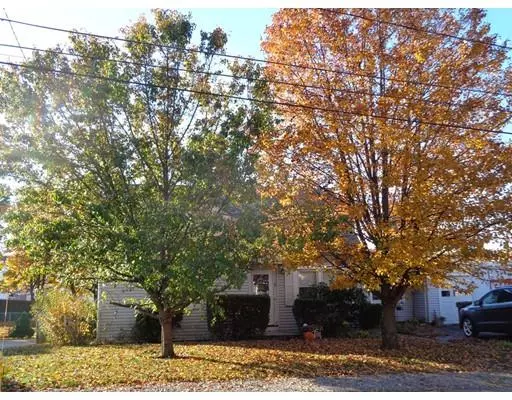 Dedham, MA 02026,75 Robinwood Road