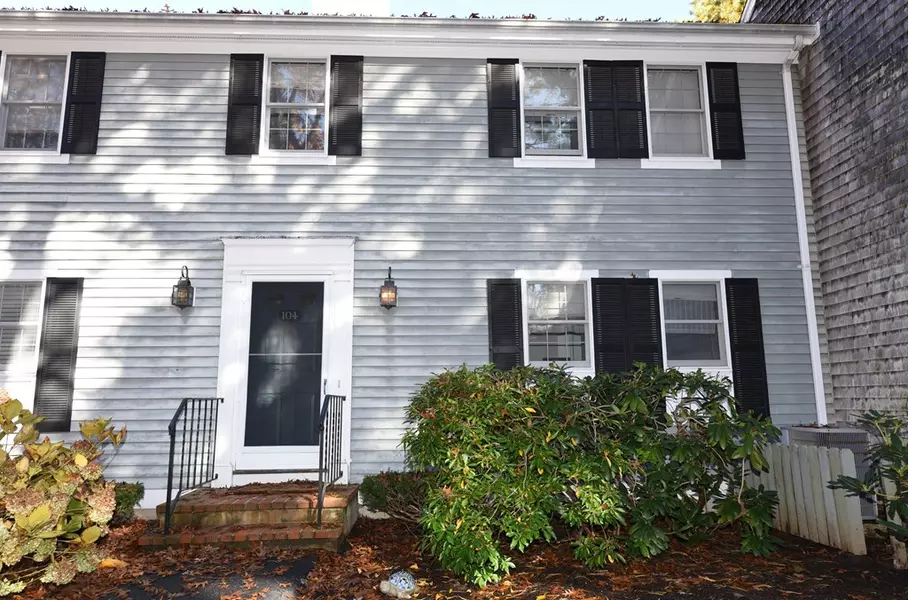 104 Admiralty Hts #104, Yarmouth, MA 02675