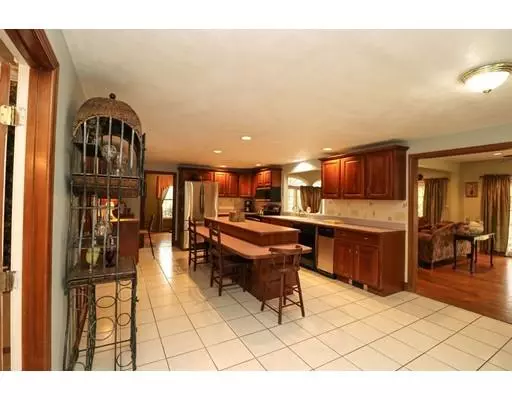 Wilmington, MA 01887,5 Allenhurst Way