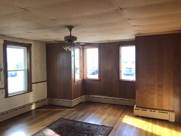 Fall River, MA 02724,64 Montaup St