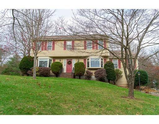 69 Hartford Ave S, Upton, MA 01568