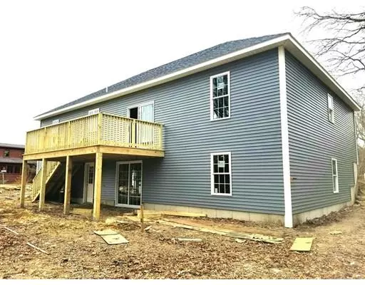 Acushnet, MA 02743,57 Pageotte St