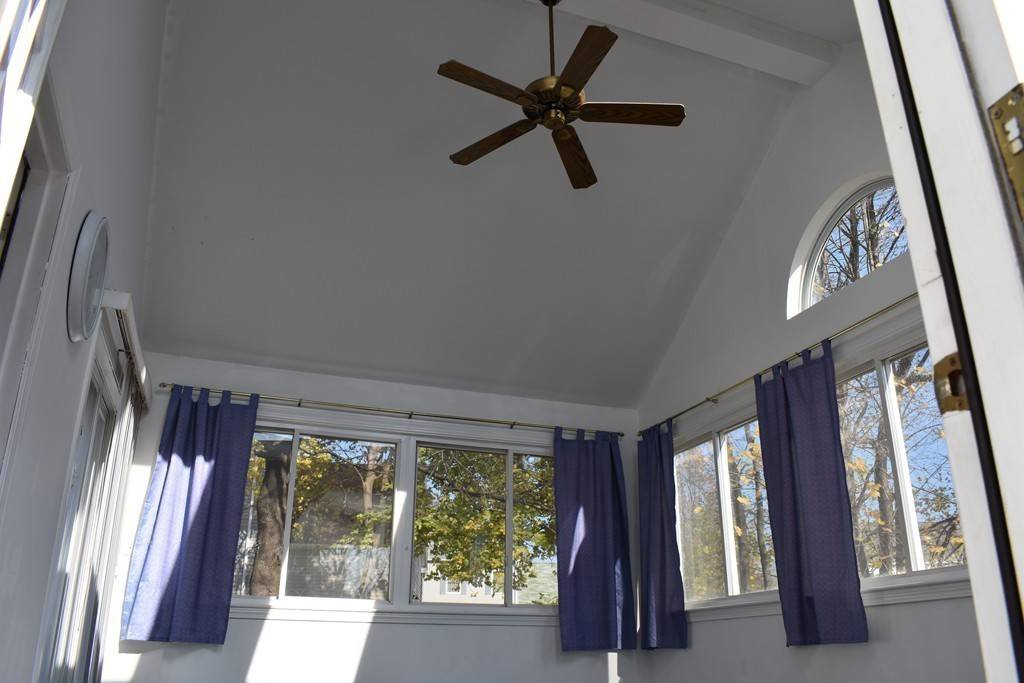 Woburn, MA 01801,19 Kendal Dr