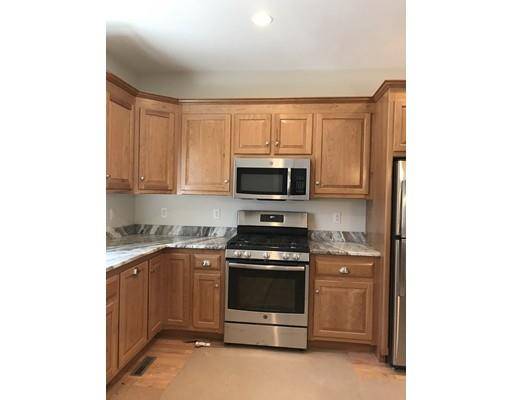 Wrentham, MA 02093,90 Partridge View Ln. #91