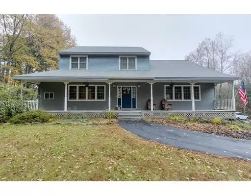 32 Sheldon Rd, Barre, MA 01005