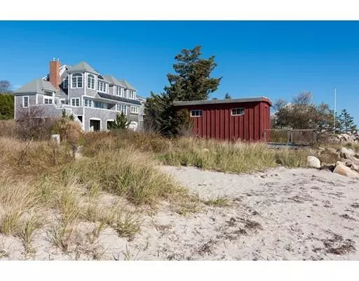 Mattapoisett, MA 02739,16 Anawan Rd