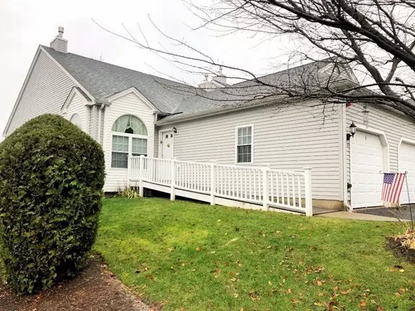 Agawam, MA 01001,136 Brookfield Ln #136