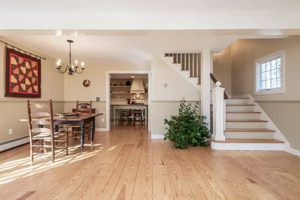 Bolton, MA 01740,44 Whitcomb Road