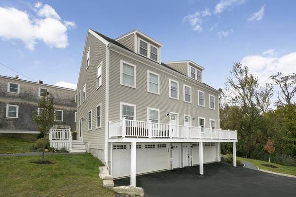 11 Rockland Circle #2, Hull, MA 02045