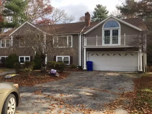 Taunton, MA 02780,20 Maria Ln