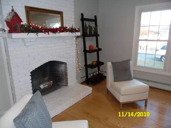 Methuen, MA 01844,135 Woodburn Dr