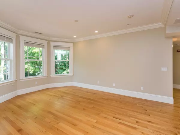Cambridge, MA 02139,164 Hancock St #164