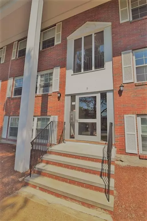 9 Tara Drive #4, Weymouth, MA 02188