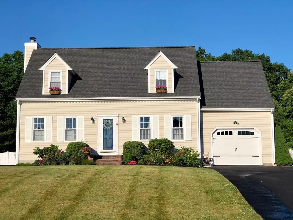 Attleboro, MA 02703,9 Frontier Dr