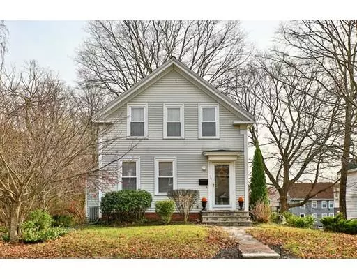 39 E Bacon St, Plainville, MA 02762