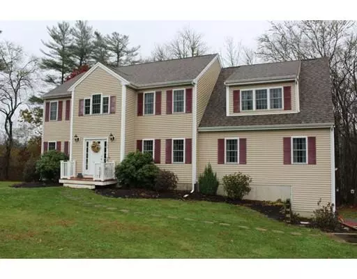 102 Brookside Dr., Middleboro, MA 02346