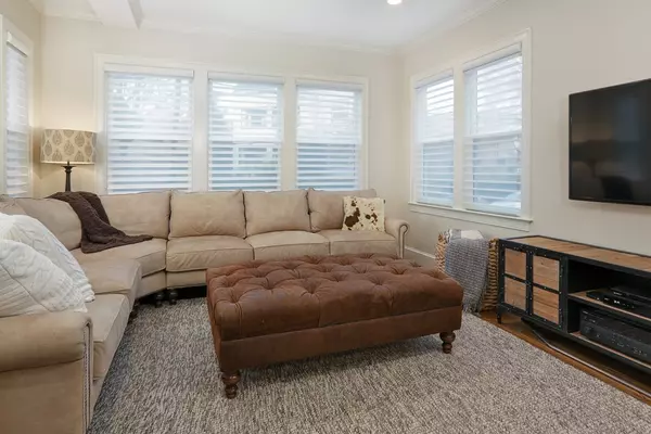 Brookline, MA 02445,114 Davis Ave #1