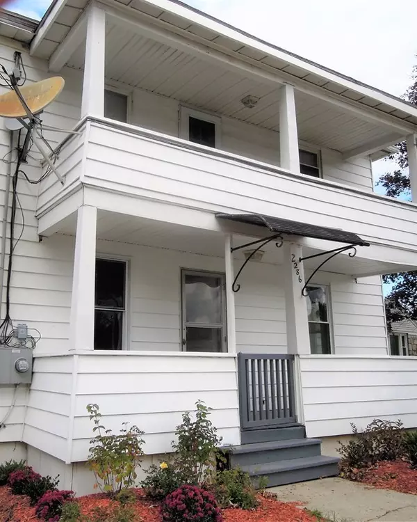 Palmer, MA 01080,2286-2288 Main Street