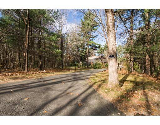 8 Laurel Hill Road, Sturbridge, MA 01566