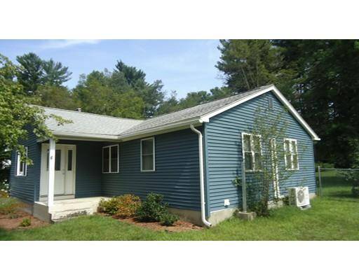 17 Pine Brook Dr, Belchertown, MA 01007