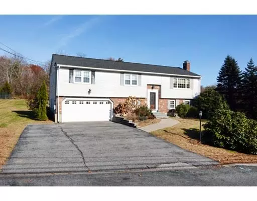 64 Bowman St, Westborough, MA 01581