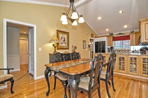 Norton, MA 02766,283 E Main #1