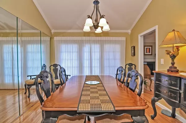 Norton, MA 02766,283 E Main #1