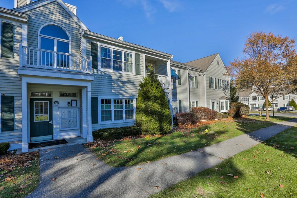 500 Brookside Dr #H, Andover, MA 01810