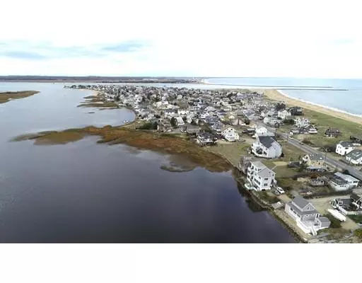 Newbury, MA 01951,4 36th St