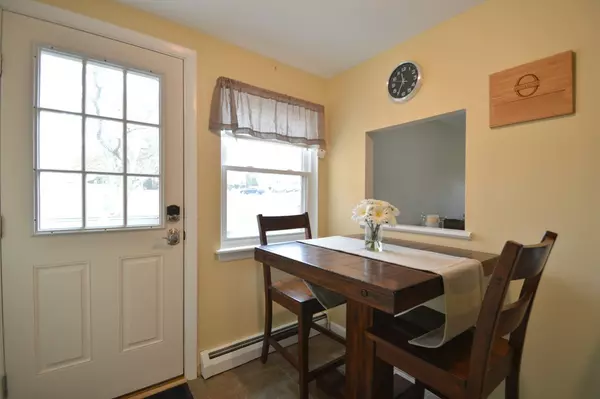 North Andover, MA 01845,24 Leyden Street #24