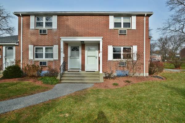 North Andover, MA 01845,24 Leyden Street #24